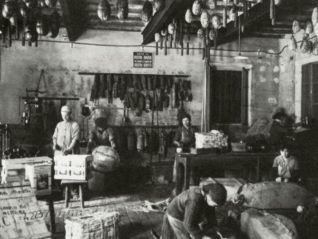 Villani foto storica operai al lavoro